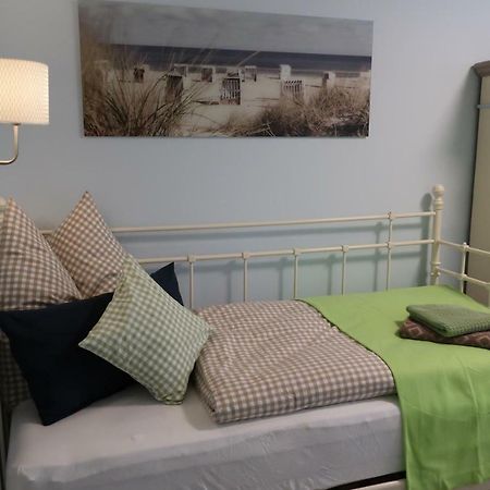 Ferienwohnung Blau Hohenfelde  Екстериор снимка