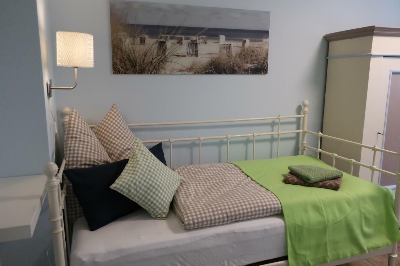Ferienwohnung Blau Hohenfelde  Екстериор снимка